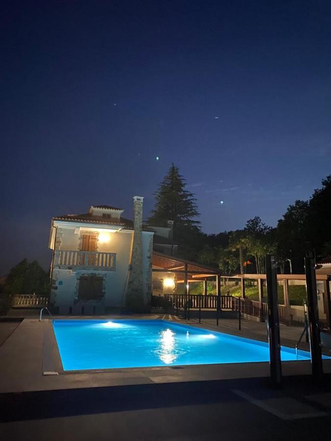 Albergue Mirador De Pedrouzo Bagian luar foto